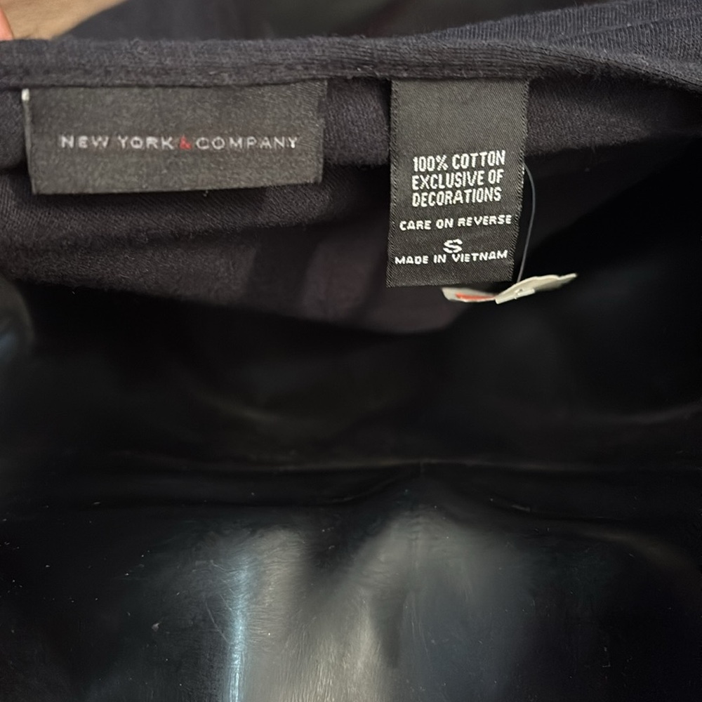 New York & Company Black Embellished Fitted Camisole - Picture 3 of 4
